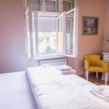 Crown Apartment - Your Royal Stay Belgrade Exterior photo