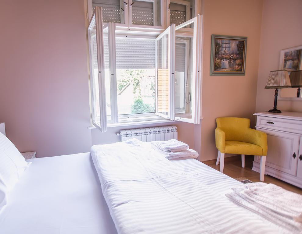 Crown Apartment - Your Royal Stay Belgrade Exterior photo